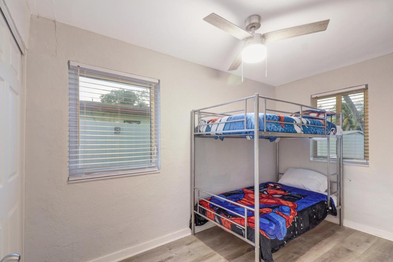 Spacious And Luxurious Home Centrally Located Between Miami And Ft. Lauderdale Miramar Eksteriør bilde